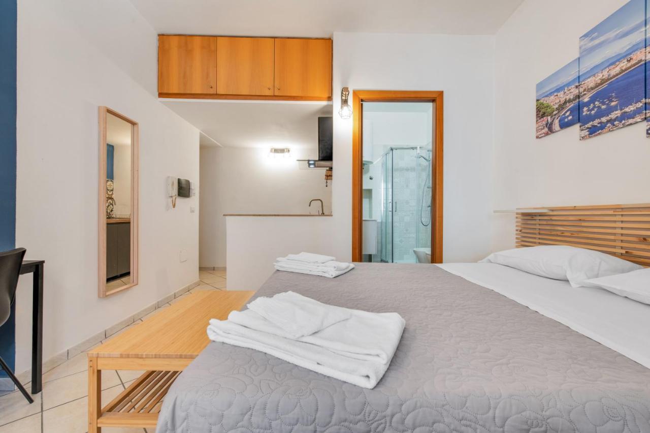 Spaccanapoli - Fully Equipped Studio Exteriör bild